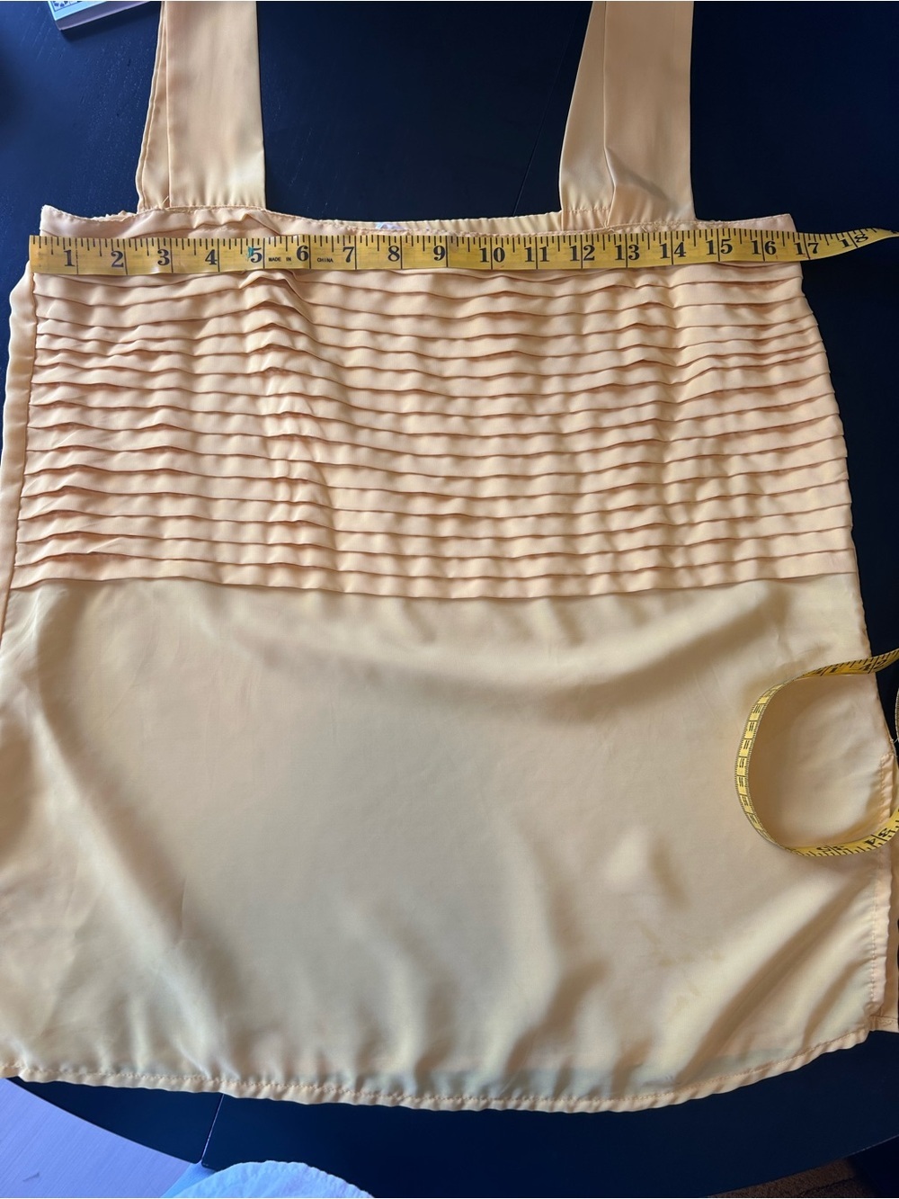 🟢 5 for $25 🟢 Vintage Y2K Sunshine Yellow Pleated Cami Tank Size 10 - Picture 6 of 7